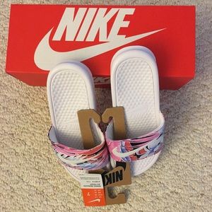 New Nike women flat slide sandals